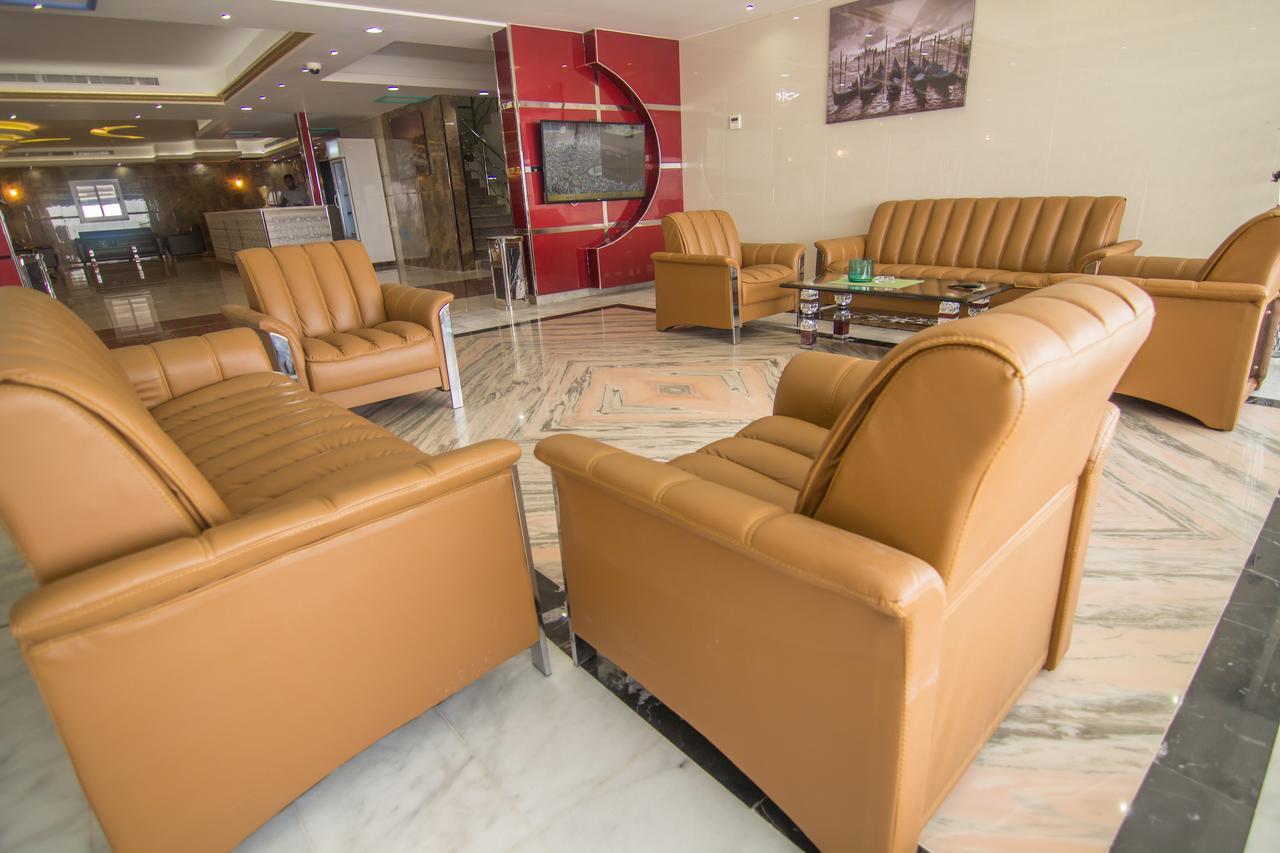 Al- Reef Hotel DDjeddah Extérieur photo